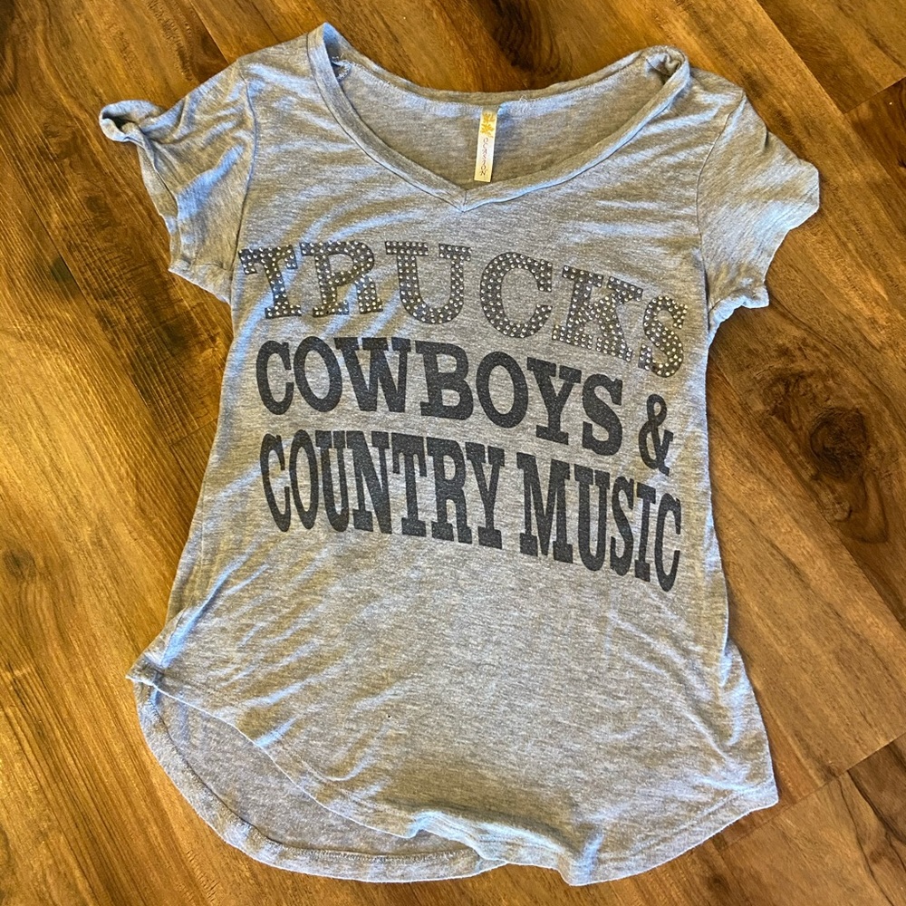 Trucks cowboys & country music t shirt sz sm/med